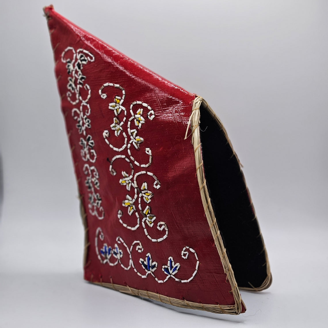 megwe'g peek cap (Red)