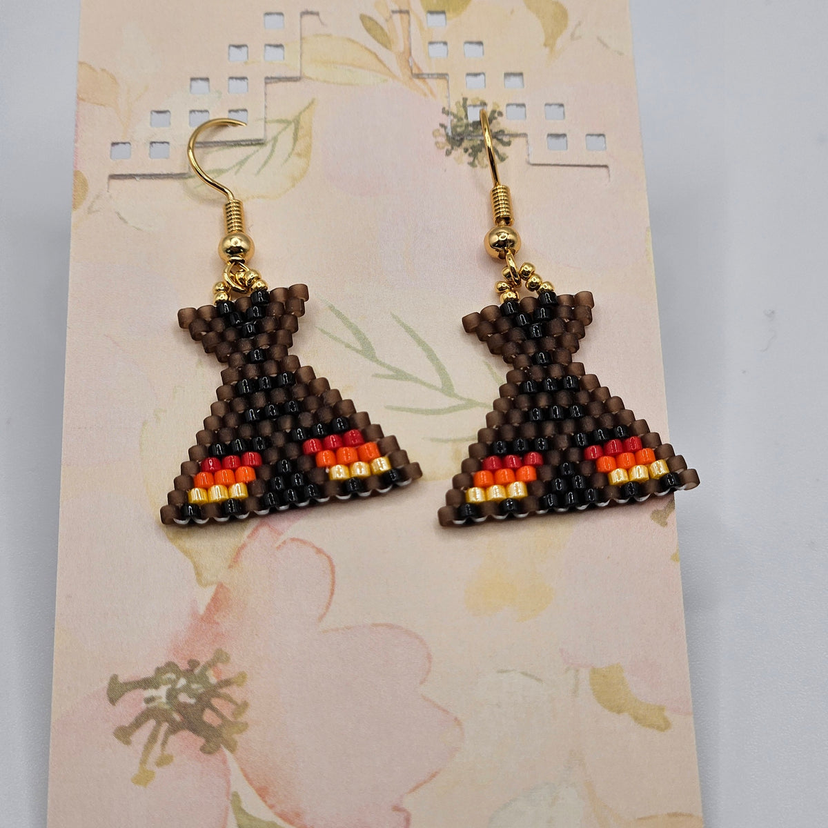 Tee-Pee Earring