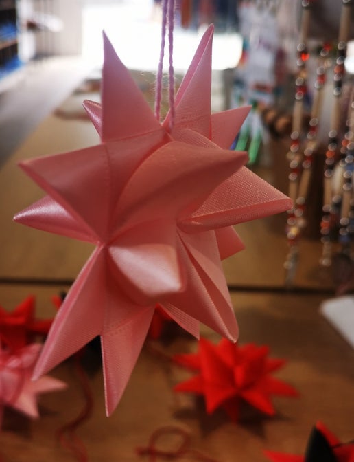 Ribbon 8 Point Star